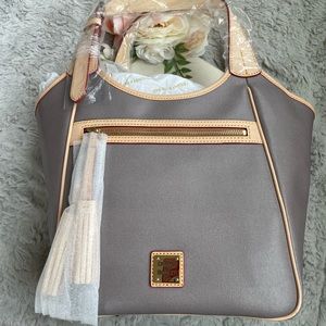 Dooney & Bourke Grey Tote sized Bag
